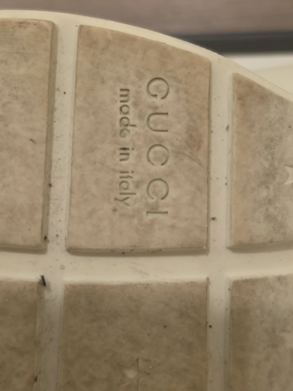 Gucci cream leather